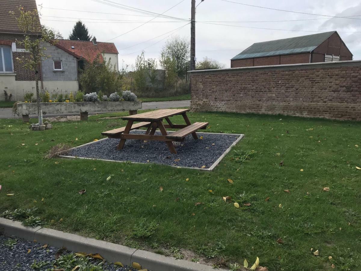 Maison 2Ch - 4 pers en Picardie parking gratuit - by La Source d'OrFée Courcelette Extérieur photo